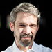 img_portrait_js.png